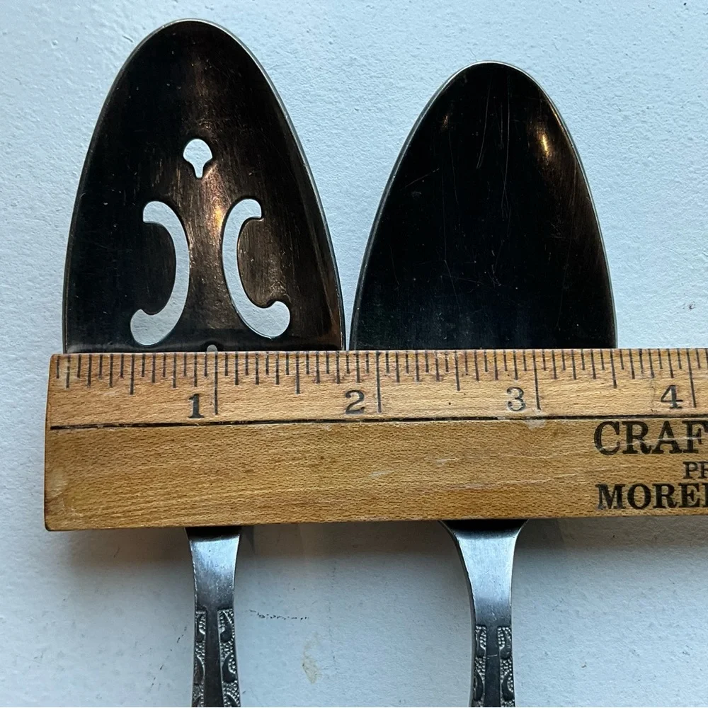 Unique Vintage this set